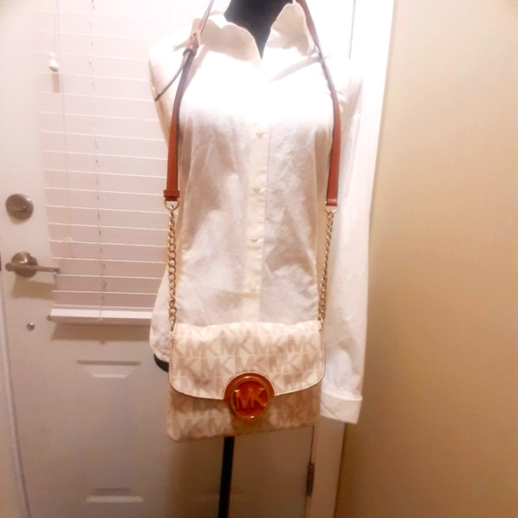Michael kors crossbody Mk crossbody - Picture 2 of 16